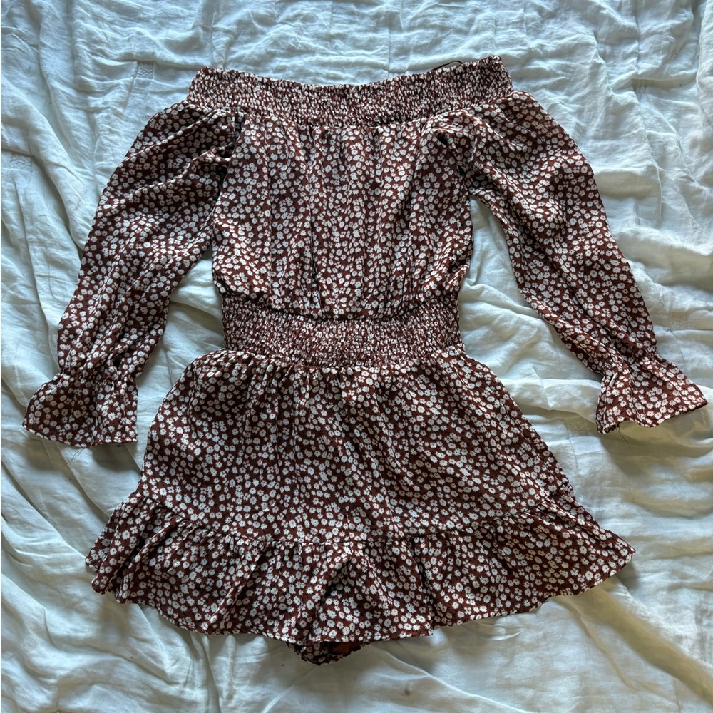 NWT Women’s Floral Romper- Small